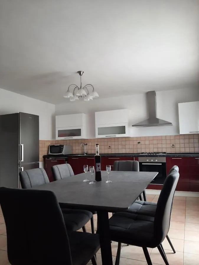 Apartments Cherry Gornji Karin