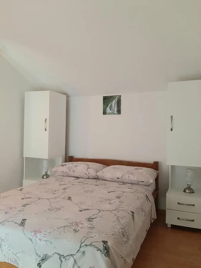 Apartments Cherry Gornji Karin