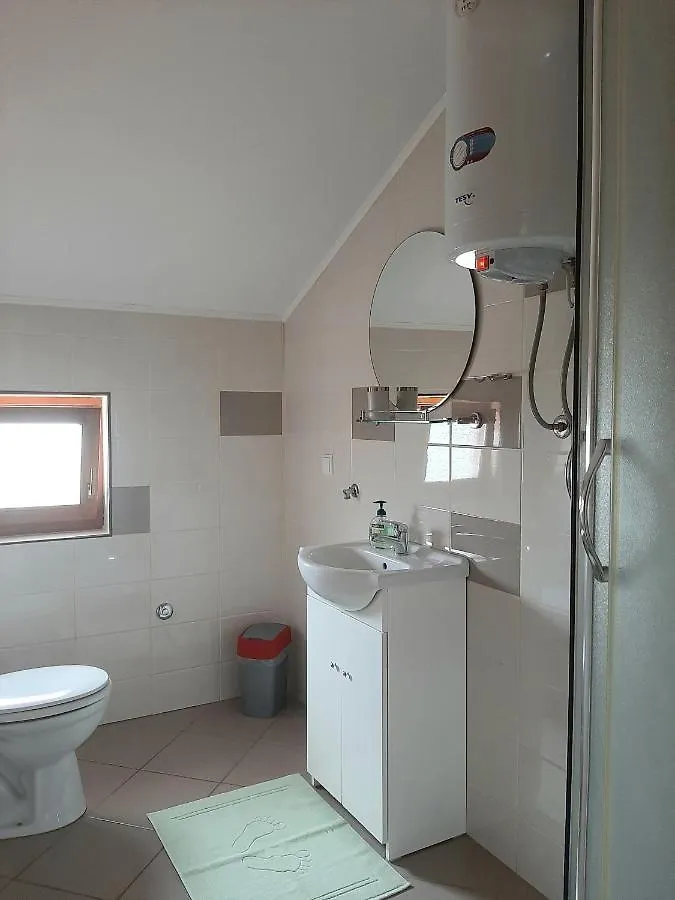 Apartments Cherry Gornji Karin