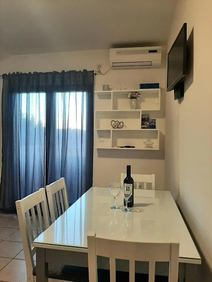 Apartments Cherry Gornji Karin